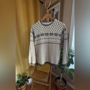 Vintage Cream and Gray Crew Neck Sweater